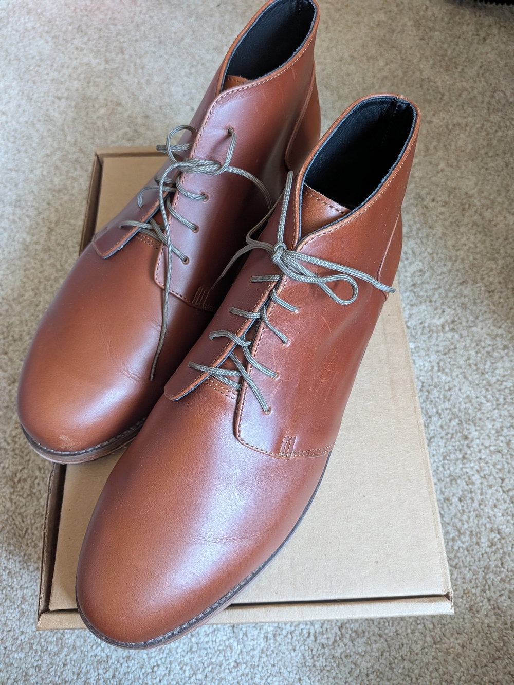 Nisolo Brandy Leather Chukka Boots